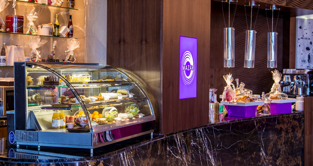 Mazar Lounge, breakfast 